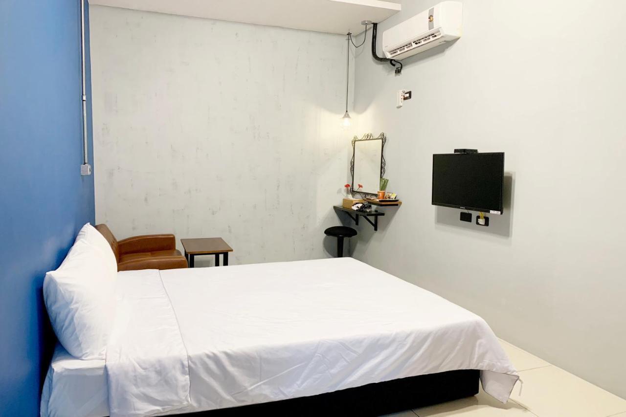 Snug-Nine Hotel Hengchun Exterior photo