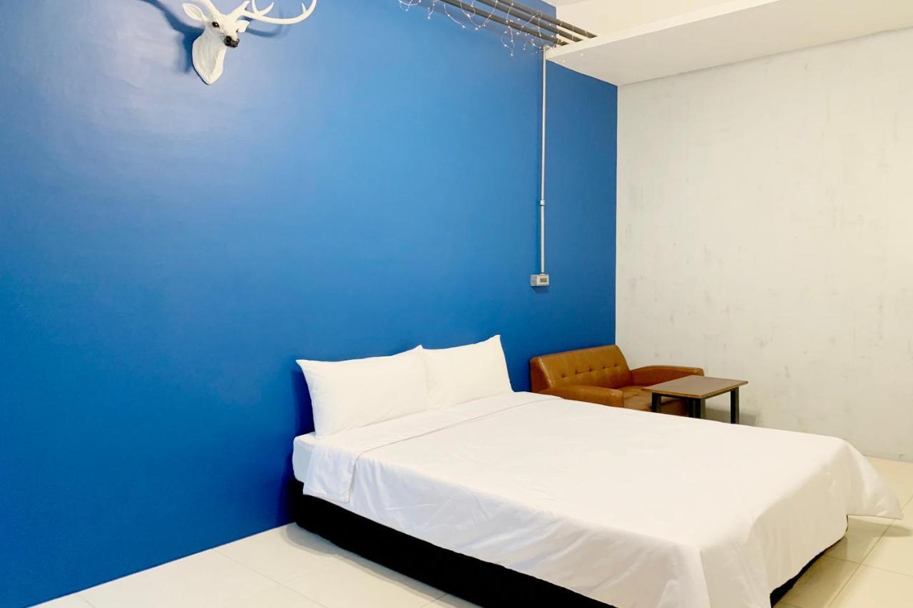 Snug-Nine Hotel Hengchun Exterior photo
